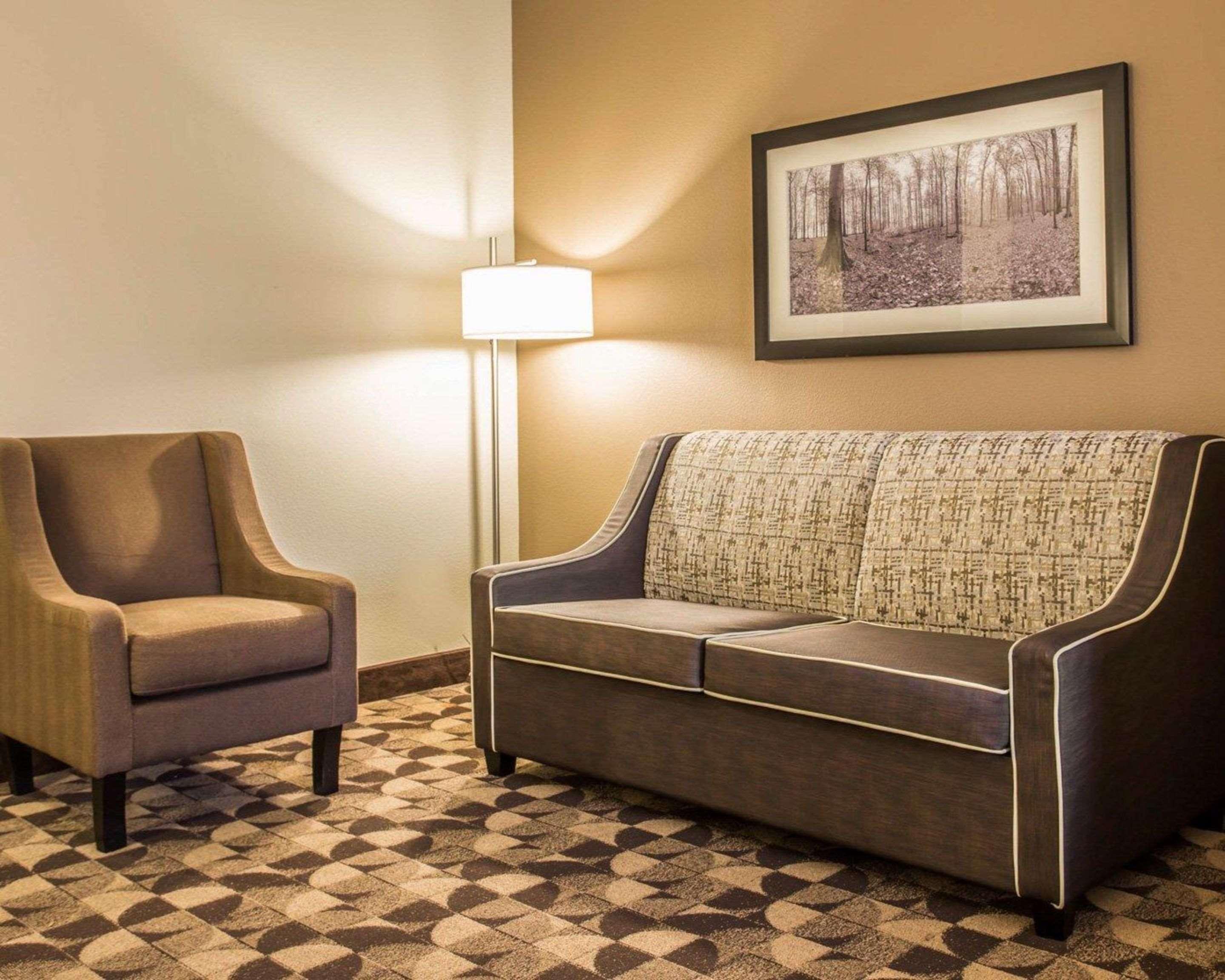 Comfort Suites Columbia At Harbison Exterior foto