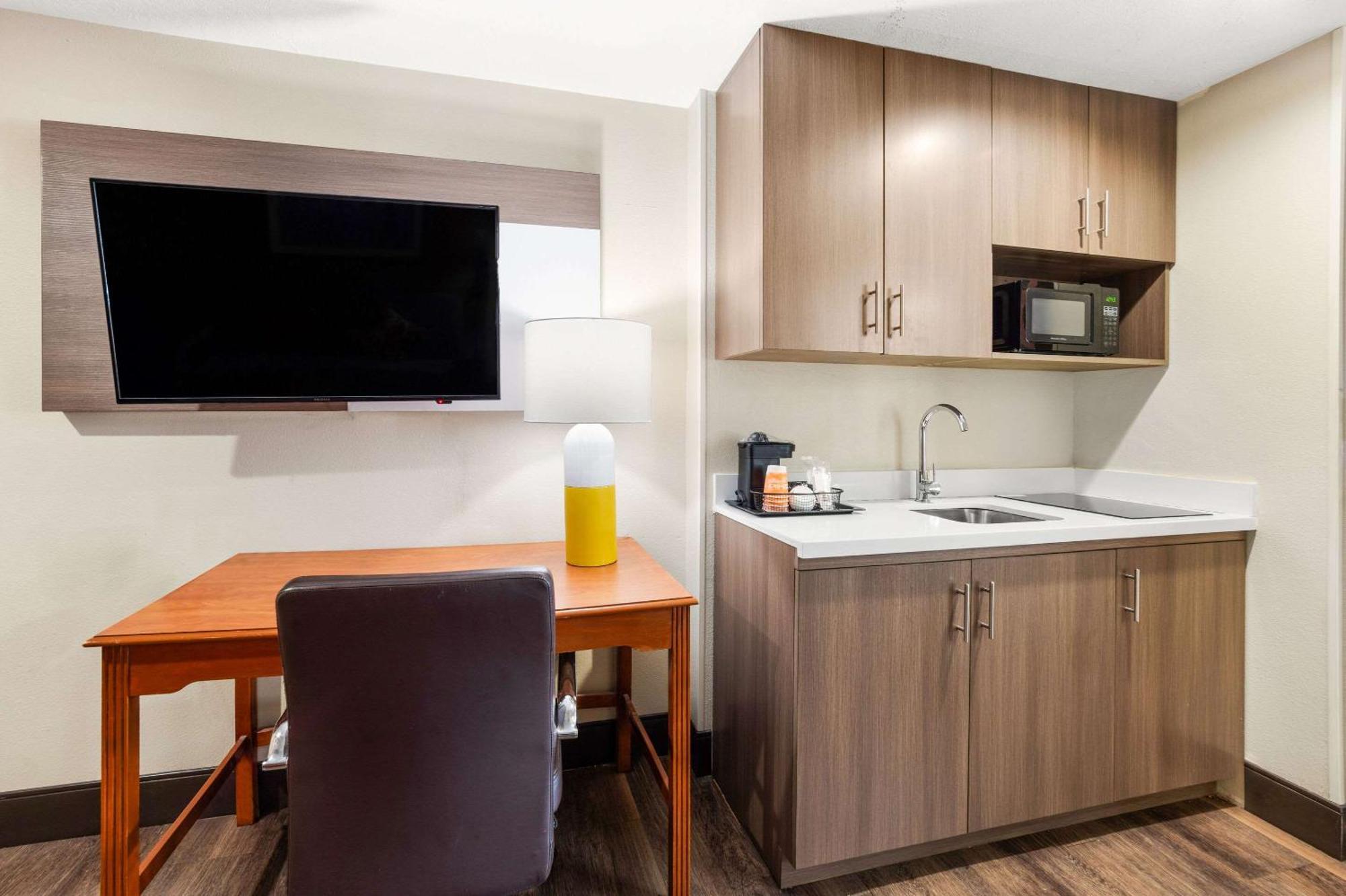 Comfort Suites Columbia At Harbison Exterior foto