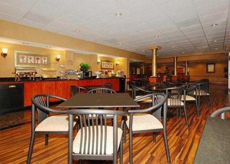 Comfort Suites Columbia At Harbison Restaurant foto