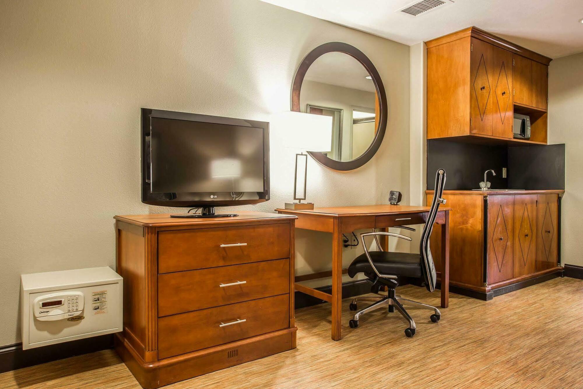 Comfort Suites Columbia At Harbison Exterior foto